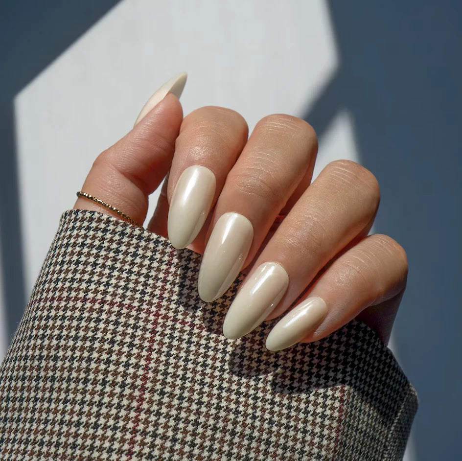 Wholesale - Pearlescent Yellow Semicured Gel Nails Kit ($13.99 x 10 Nail Kits)