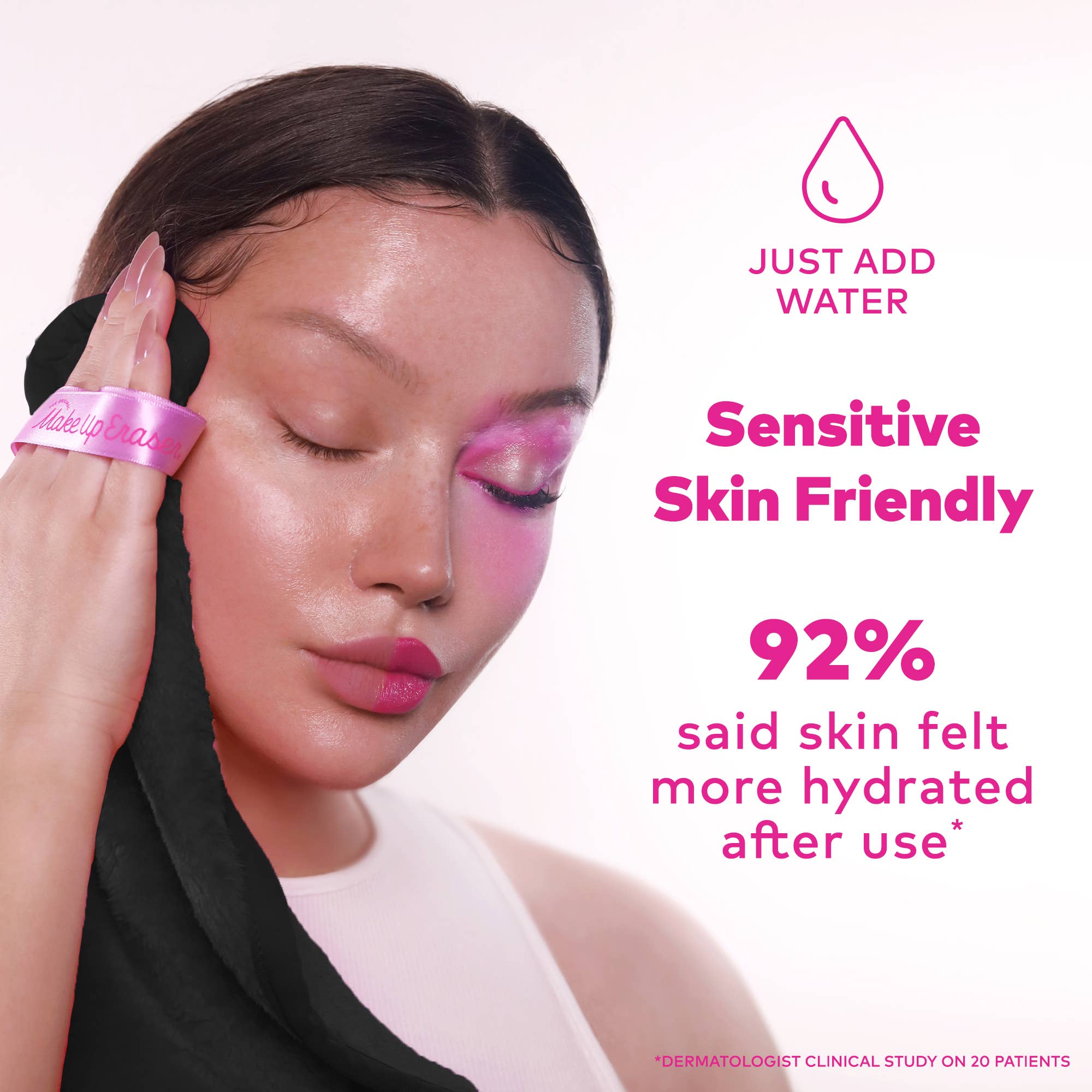 The Original MakeUp Eraser - Chic Black MakeUp Eraser PRO
