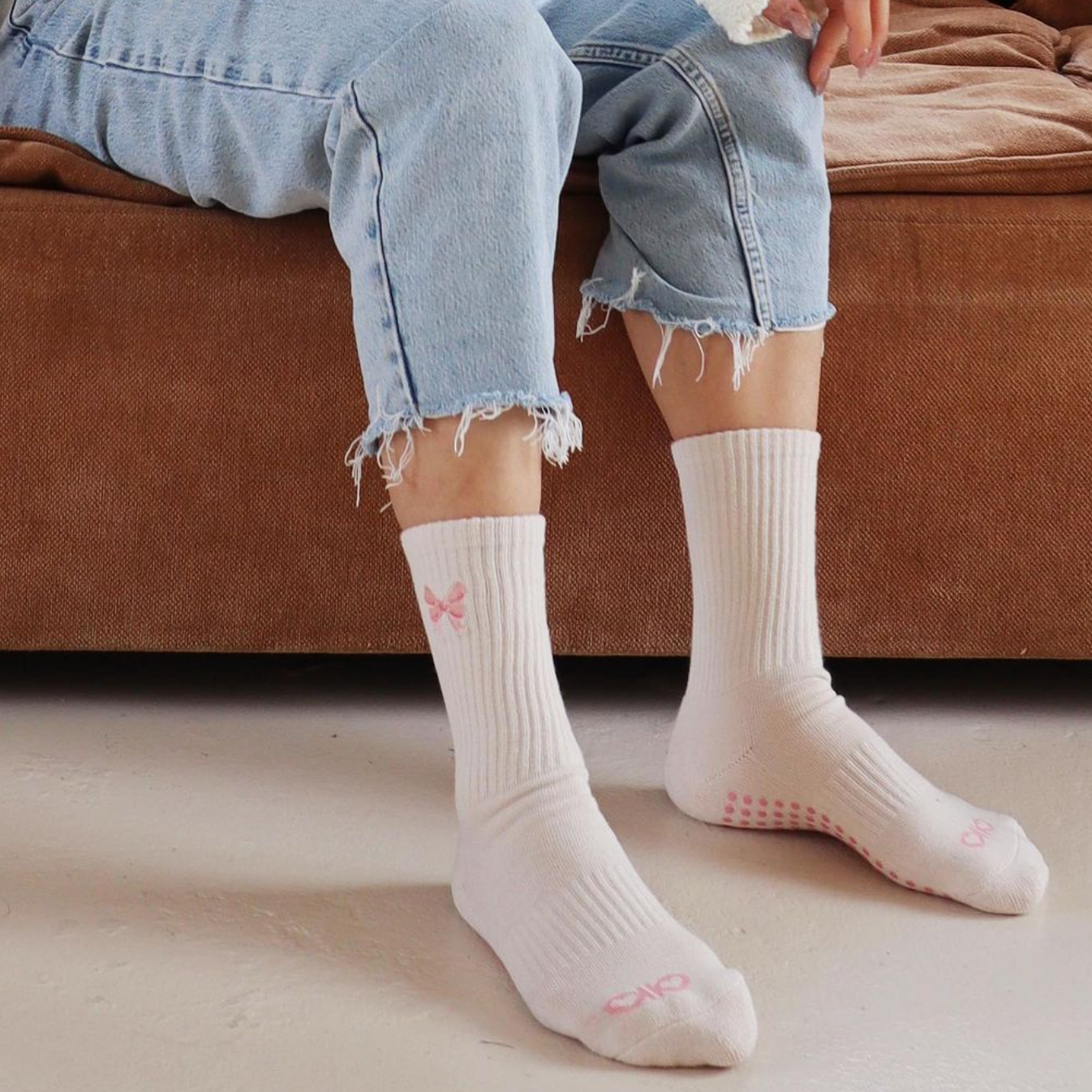 Pink Bow - Non Slip Grip Socks