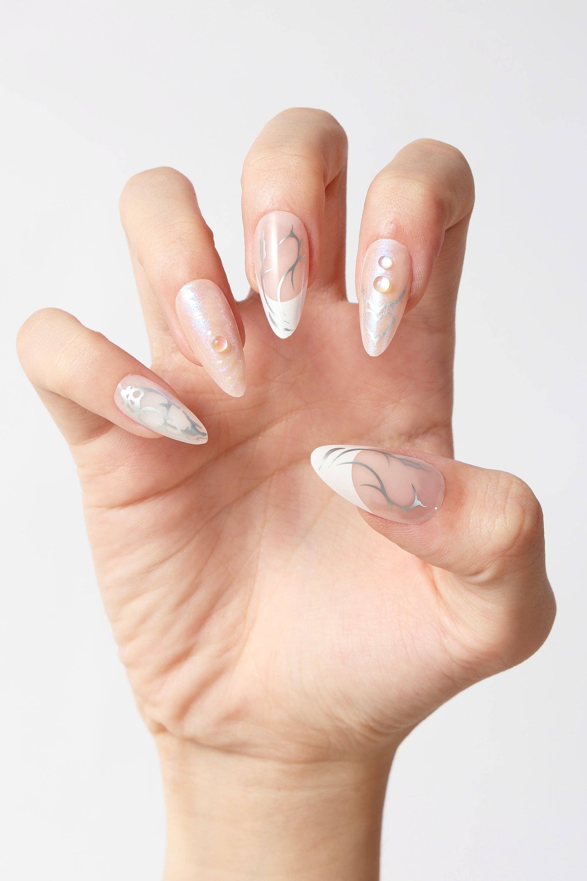 Never Have I Ever - Chrome Hearts - Press-on Nails