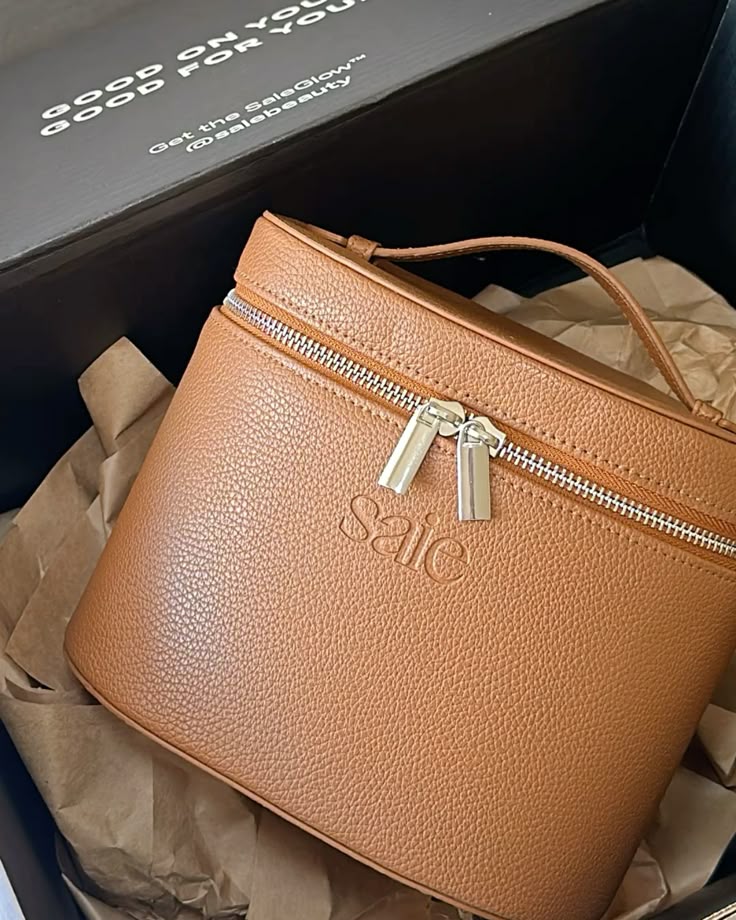 Saie - The Mini Vanity Case