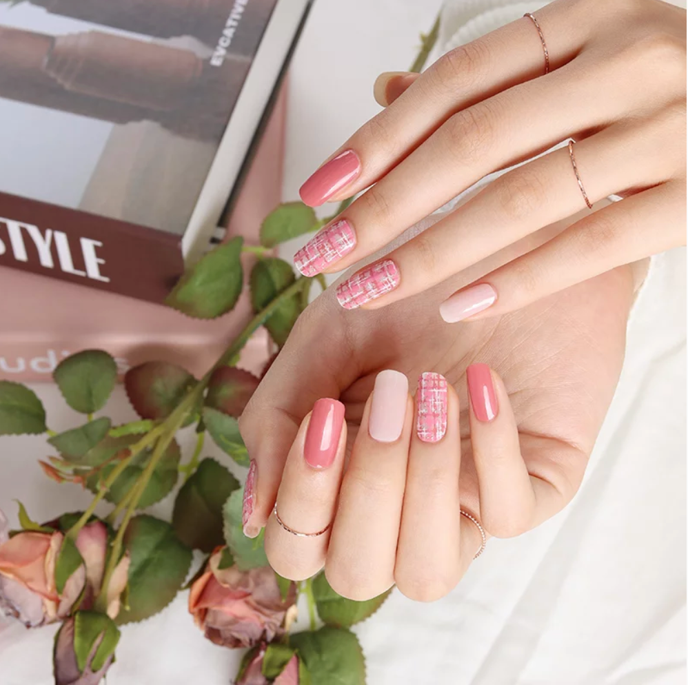 Rose Tweed Gel Nail Wrap